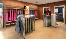 Regal- und Wandsysteme fertig und nach Maß